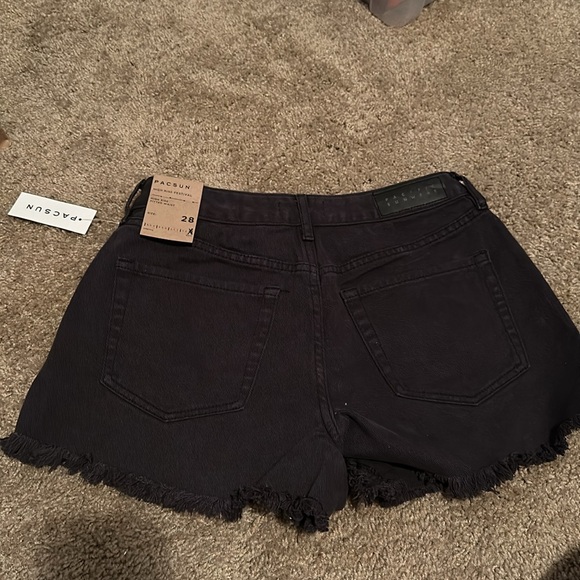 PacSun Black High Waisted Denim Shorts 🧡 - Picture 5 of 5